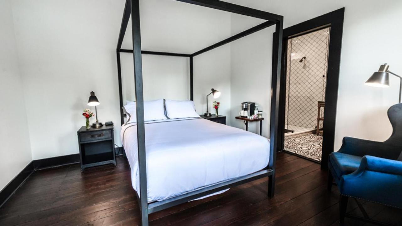 Hotel Giles คอมฟอร์ท ภายนอก รูปภาพ