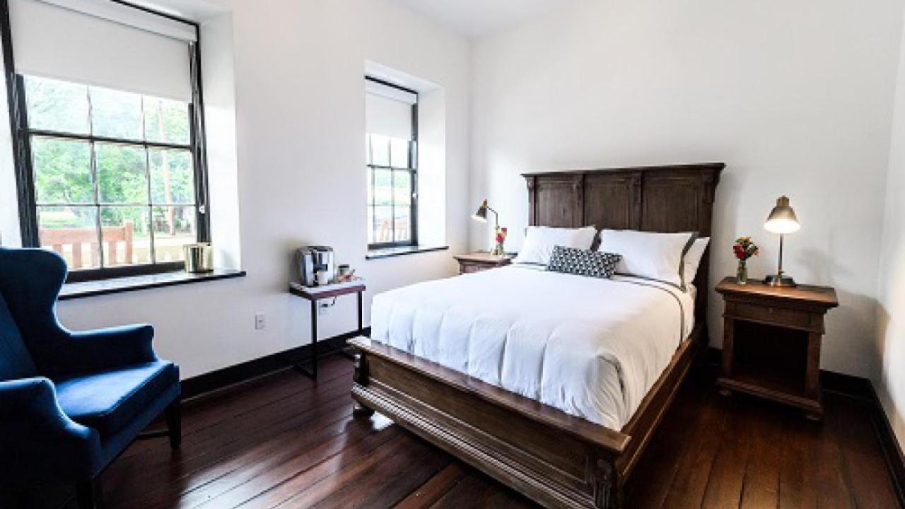 Hotel Giles คอมฟอร์ท ภายนอก รูปภาพ