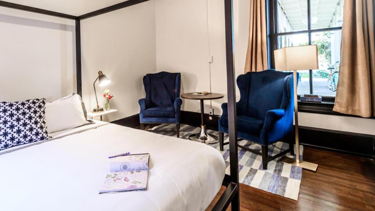 Hotel Giles คอมฟอร์ท ภายนอก รูปภาพ