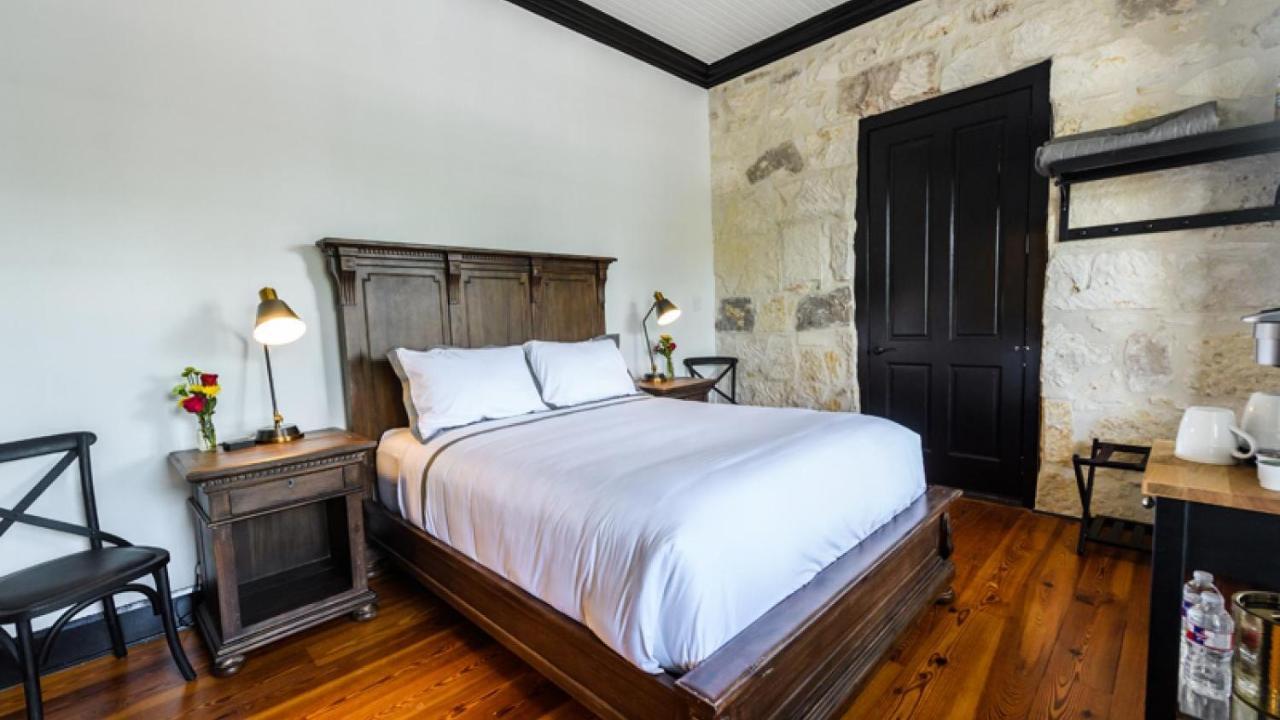 Hotel Giles คอมฟอร์ท ภายนอก รูปภาพ