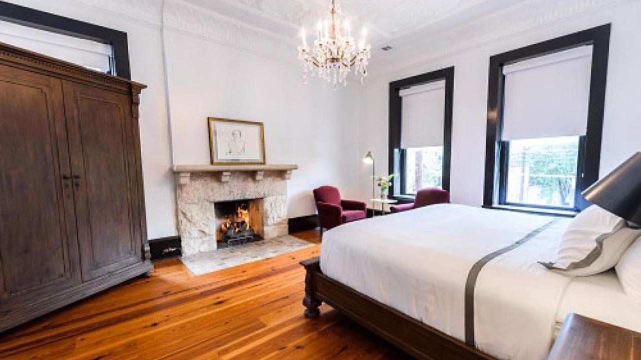 Hotel Giles คอมฟอร์ท ภายนอก รูปภาพ