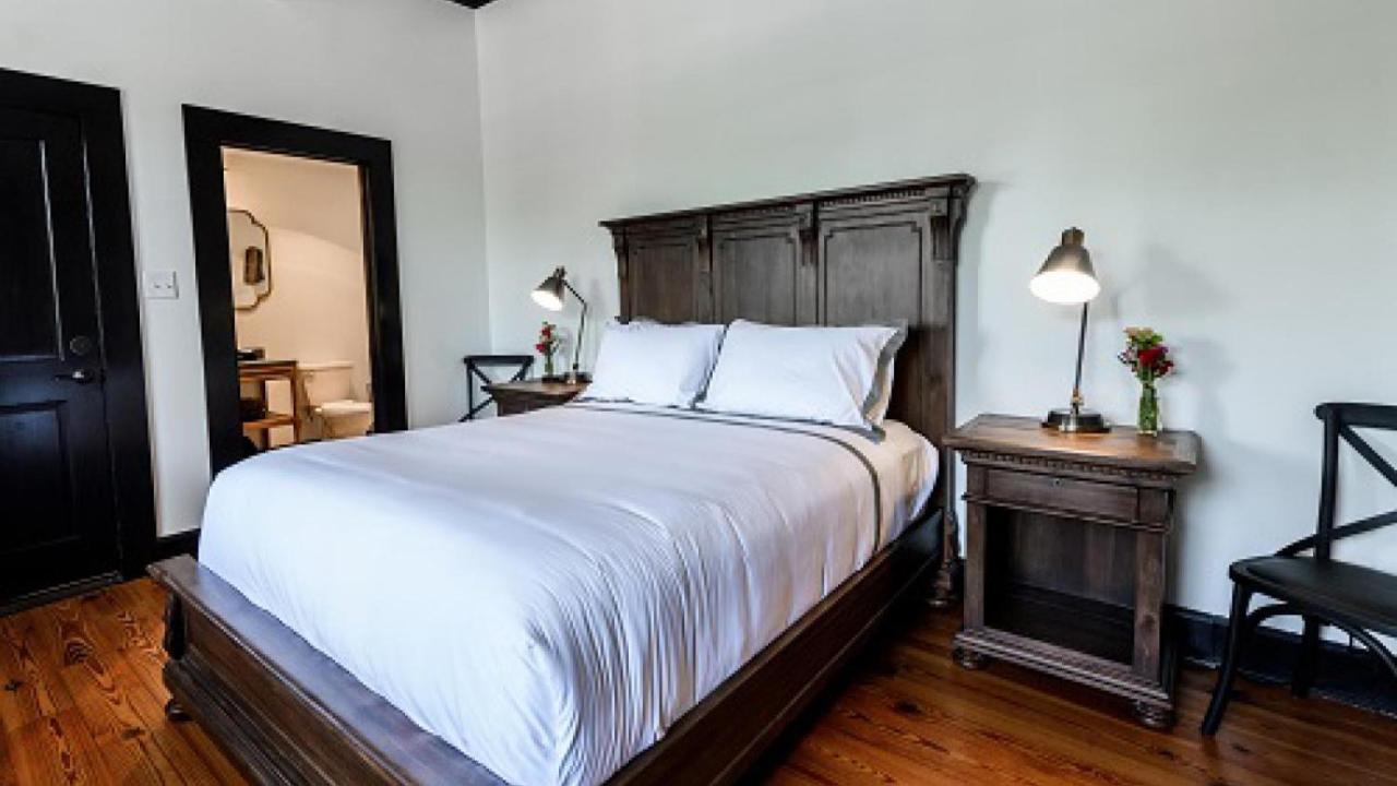 Hotel Giles คอมฟอร์ท ภายนอก รูปภาพ